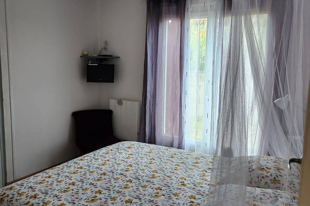 Appartement entier, Petit T 2 au calme près des Thermes in Préchacq-les-Bains, Région de Dax