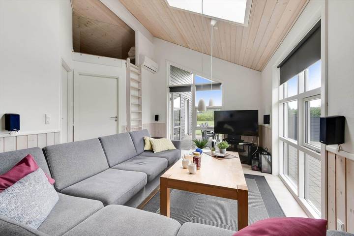 Ferienhaus für 8 Personen, mit Whirlpool und Terrasse sowie Sauna in Stauning - 4