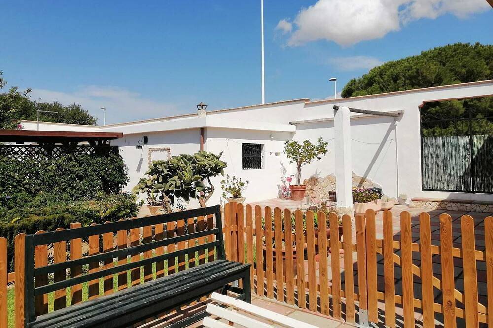 Villetta G & G nur wenige Schritte vom Meer entfernt in Foxi, Campidano