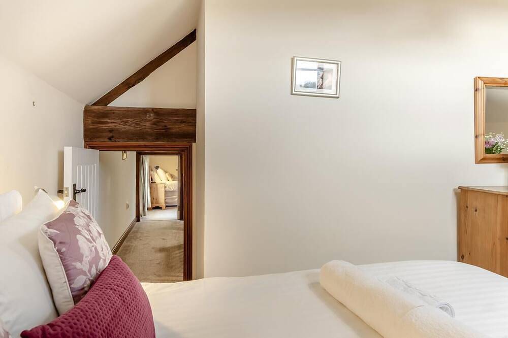2 Bed in Whitwell (oc-r33497) in Niton and Whitwell, Isle of Wight