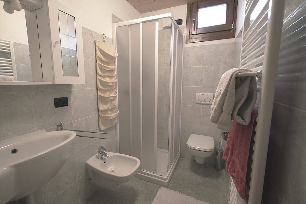 Grazioso Bilocale In Stile Alpino in Madesimo (Borgo), Madesimo