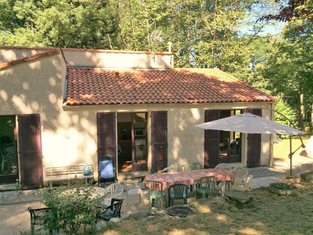 Appartement entier, Studio Apartment in Mazamet, Région de Castres