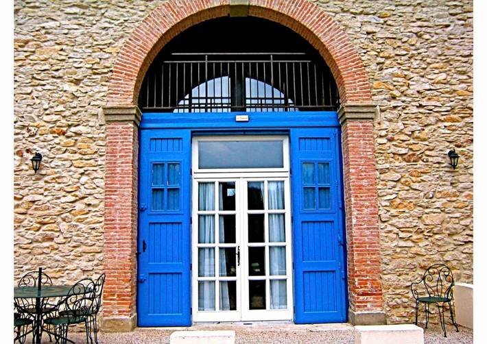 Gîte pour 6 personnes, avec jardin ainsi que piscine et terrasse à Cenne-Monestiés