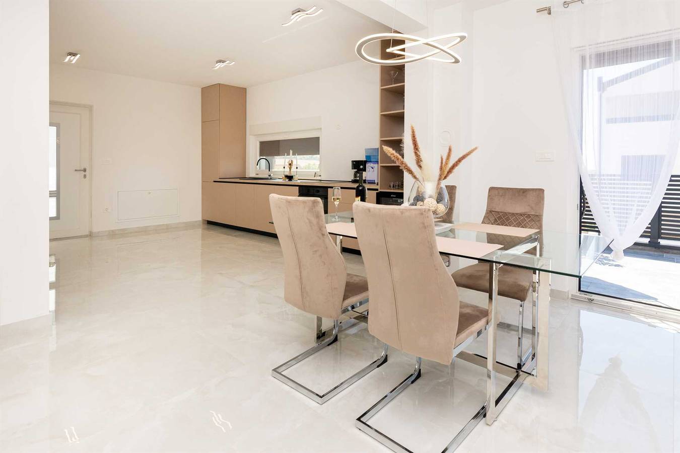 Ganze Wohnung, 4 Sterne | Ideal für 4-5 Personen | Luxuriöse Wohnung in Vir