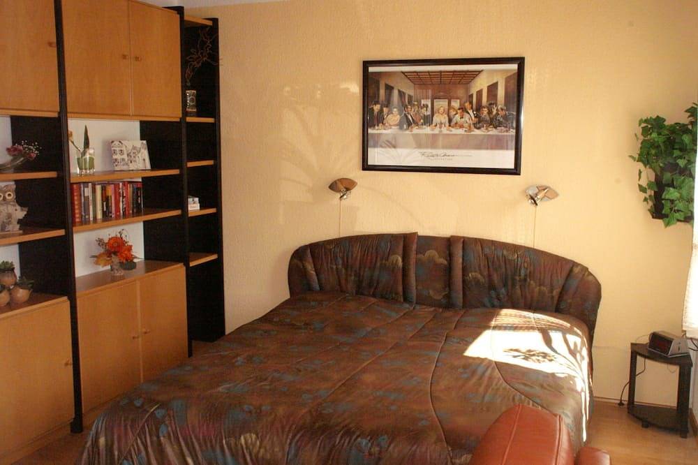Ganze Wohnung, Ferienwohnung im historischen Stiftsherrenhaus – 52qm / 2 Personen  - Wlan in Burg Eltz, Treis-Karden