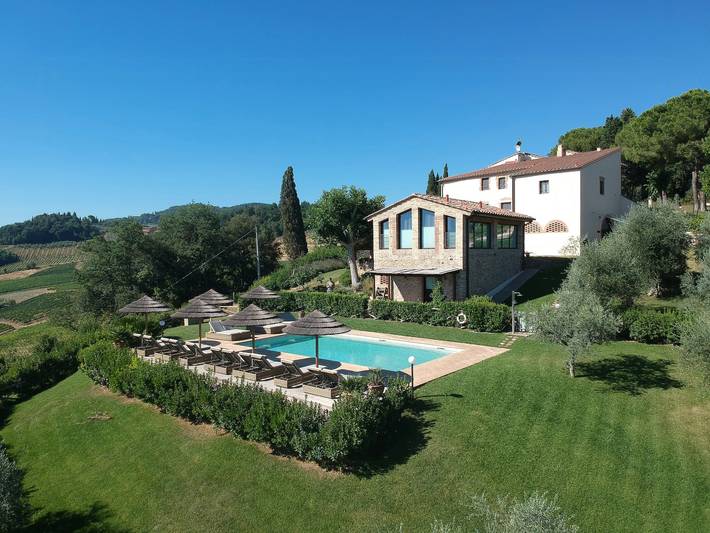 Geheel appartement, Panoramisch appartement in een boerderij uit 1600 in Pancole, San Gimignano