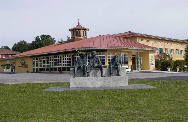 Hotel für 4 Personen, mit Terrasse und Sauna in Astrid Lindgrens värld