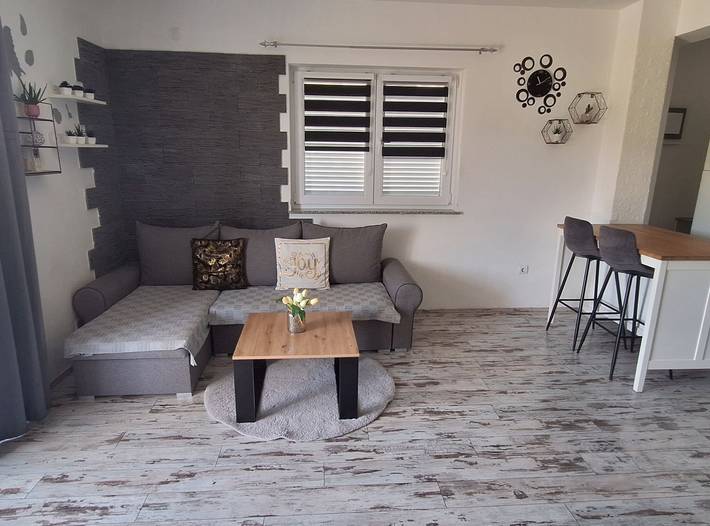 Ferienwohnung für 2 Personen, mit Balkon und Meerblick in Supetarska Draga - 2