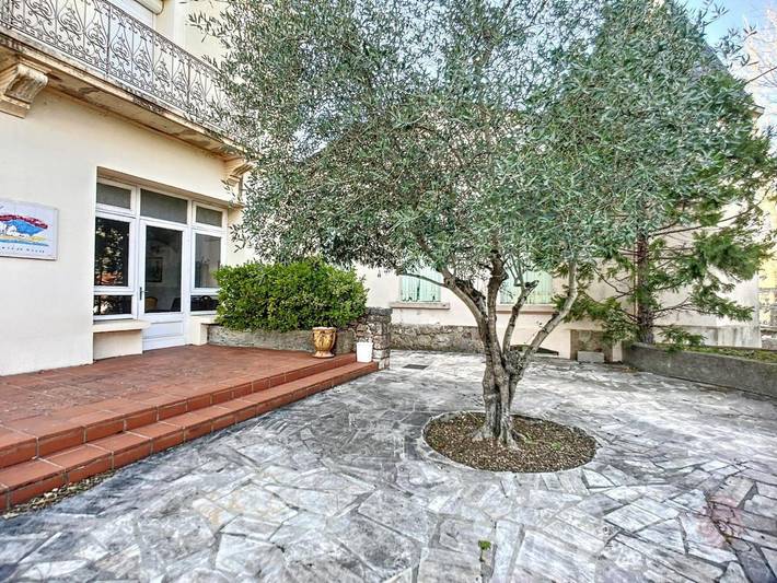 Gîte pour 2 personnes, avec balcon, animaux acceptés dans Office De Tourisme De Lamalou Les Bains - 4