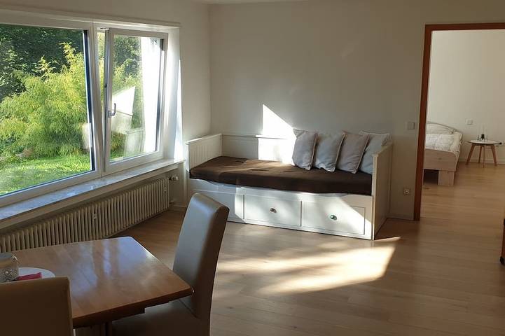 Ganze Wohnung, Ruhige 67 m² Wohnung im traumhaften Grünen von Bad Urach in Bad Urach, Neckar-Alb