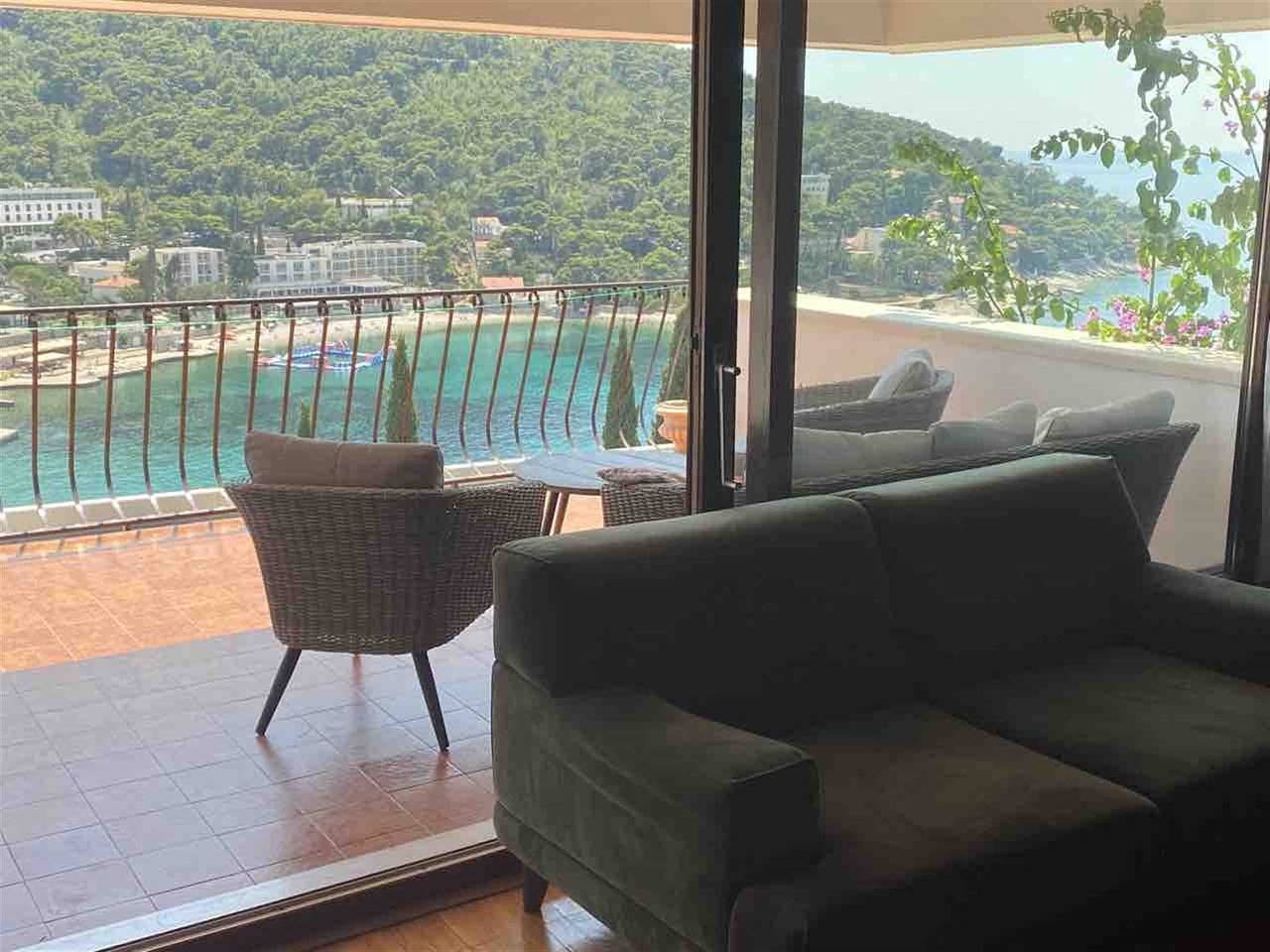 Appartement entier, Silva superior 2Br apt with terrace & sea view in Dubrovnik, Grad Dubrovnik