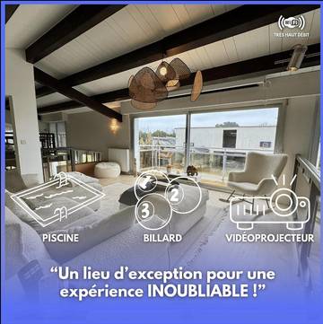 Cottage pour 10 personnes, avec piscine et vue ainsi que jardin et balcon à Belleville-sur-Vie