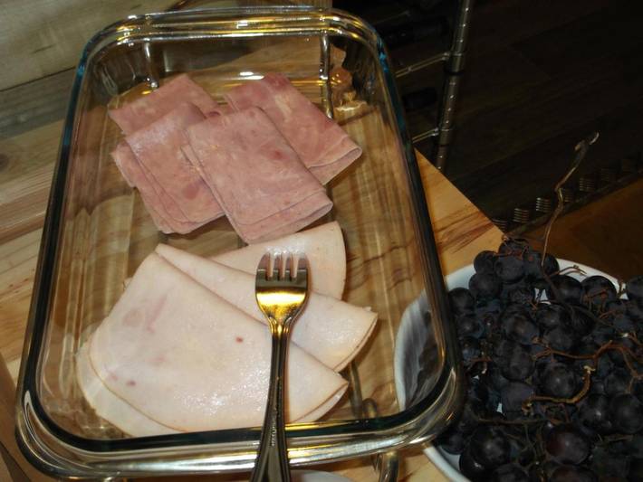 Location de vacances pour 4 personnes, avec piscine ainsi que vue et jardin à Bertignat - 4