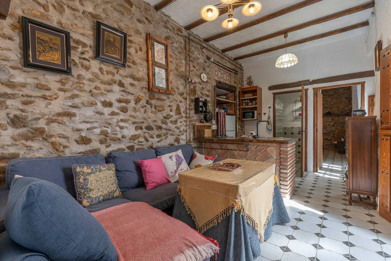 Entire apartment, Apartment 'Los Churros Para 4' with Wi-Fi in Rubite, Costa Tropical
