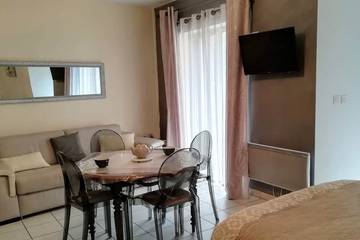 Appartement De Vacances pour 4 Personnes dans Vichy, Région de Vichy, Photo 1