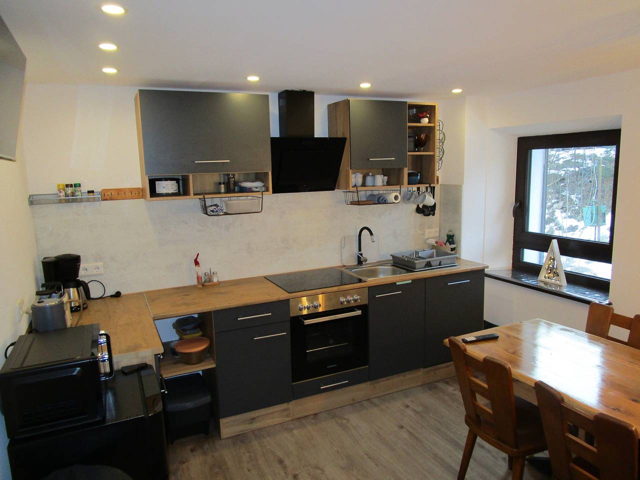 Ganze Wohnung, Apartment „Unit 1“ mit Bergblick, Privatgarten und Wlan in Bärenstein, Erzgebirge