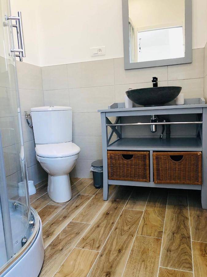 Chambre d’hôte pour 2 personnes, avec jacuzzi ainsi que jardin et piscine, adapté aux familles dans le Tarn-et-Garonne - 4