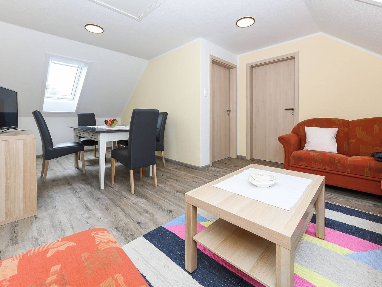 Ganze Ferienwohnung, Ferienwohnungen im Haus Hasenweide - Ferienwohnung Groß in Stedesdorf, Nordseeküste