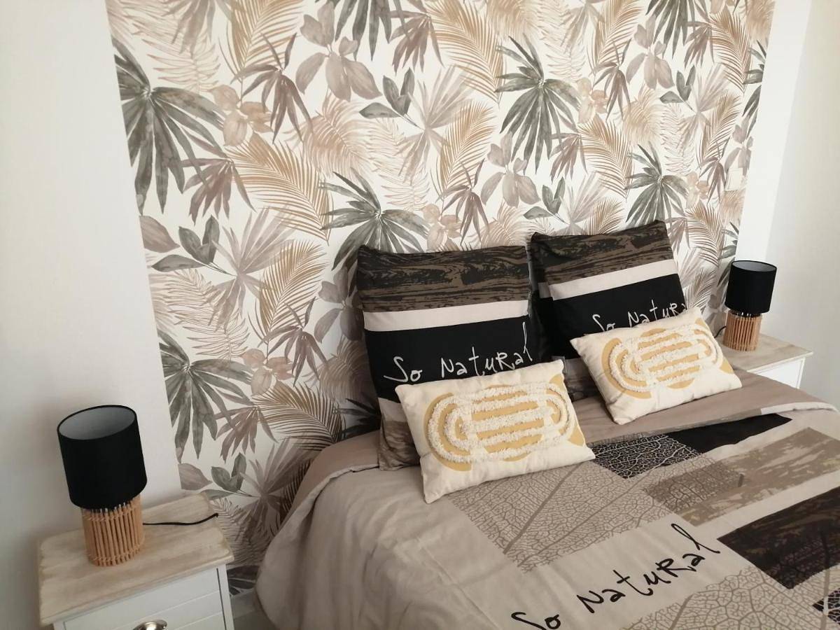 Double Room with Private Bathroom in La Tremblade, Côte de Beauté