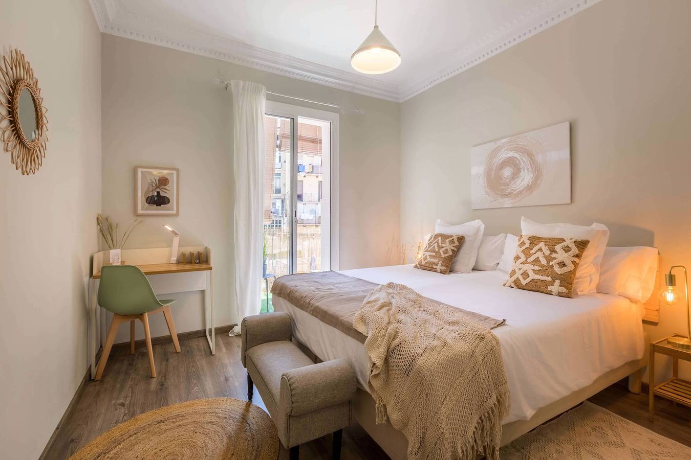 Ganze Wohnung, Ferienwohnung für 4 Personen mit Balkon in Barcelona Zentrum, Barcelona