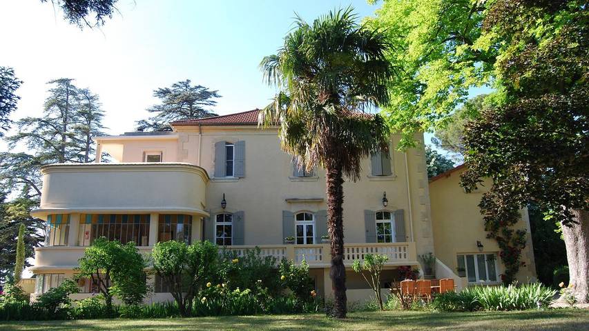 Villa für 6 Personen, mit Terrasse und Garten sowie Pool - 1