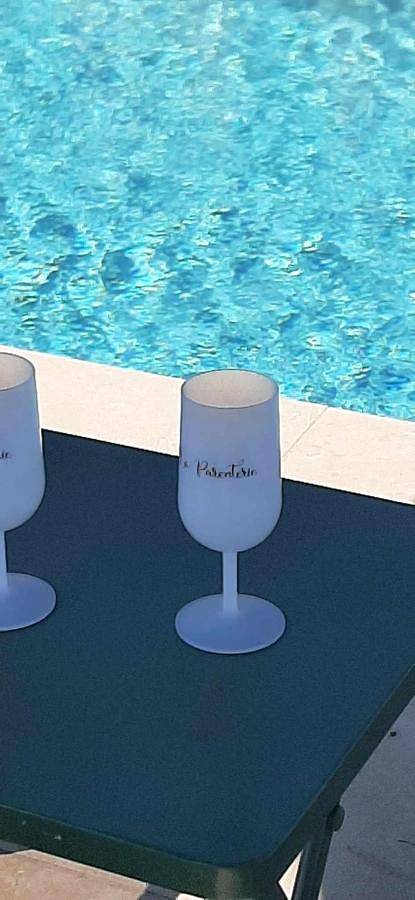 Location de vacances pour 14 personnes, avec piscine ainsi que vue et jardin, adapté aux familles à Clécy - 4