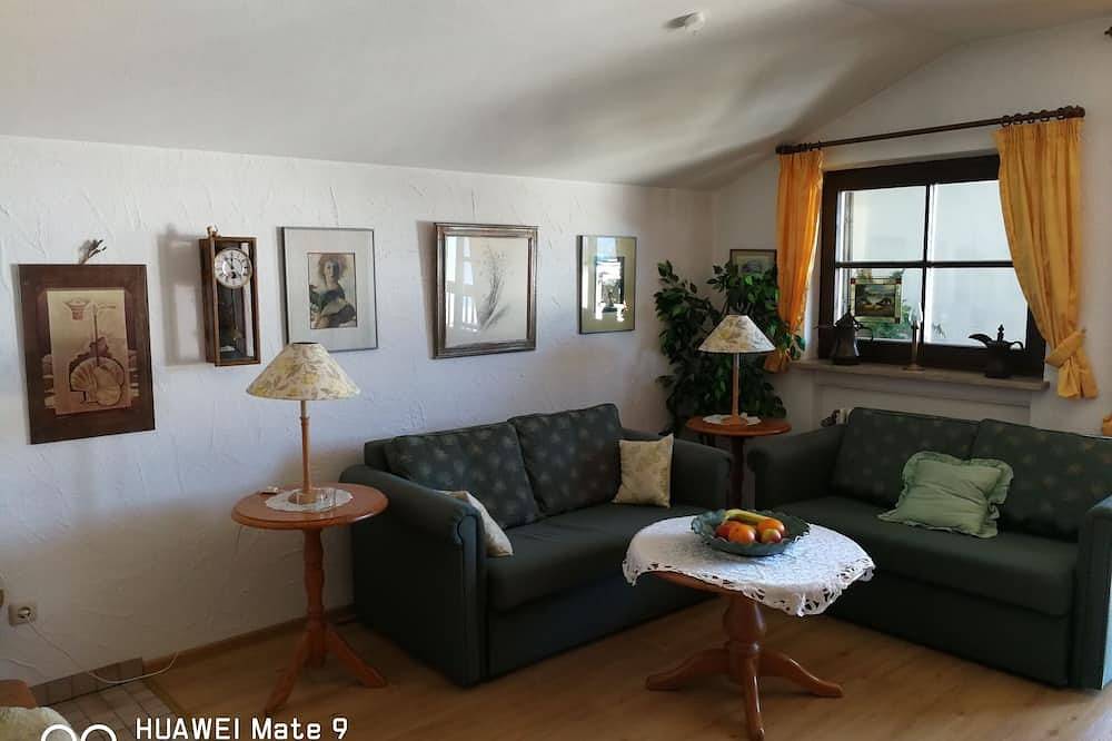 Ganze Wohnung, Ruhige, gemütliche Wohnung mit viel Atmosphäre in Walchensee