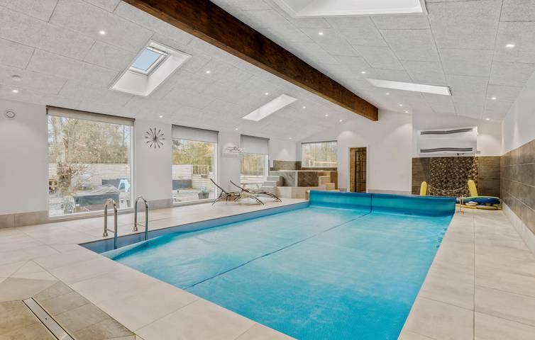 Ferienhaus für 18 Personen mit Pool in Herning, Herning und Umgebung
