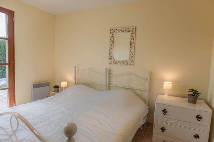 Location de vacances pour 6 personnes, avec balcon et jardin à Saint-Germain-les-Belles - 2