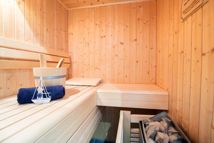 Ganze Wohnung, Kirschgarten 8 – Urlaub Strandnah. im Grünen. Garten. Familienzeit. in Kellenhusen, Ostholstein