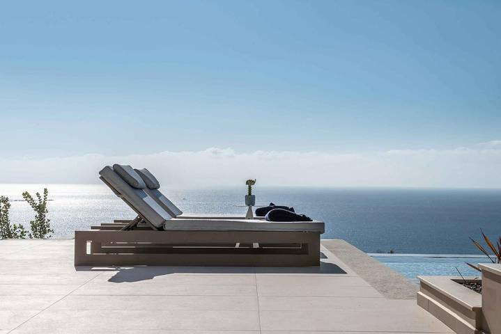 Glamping for 16 people, with ocean view and garden in Greece