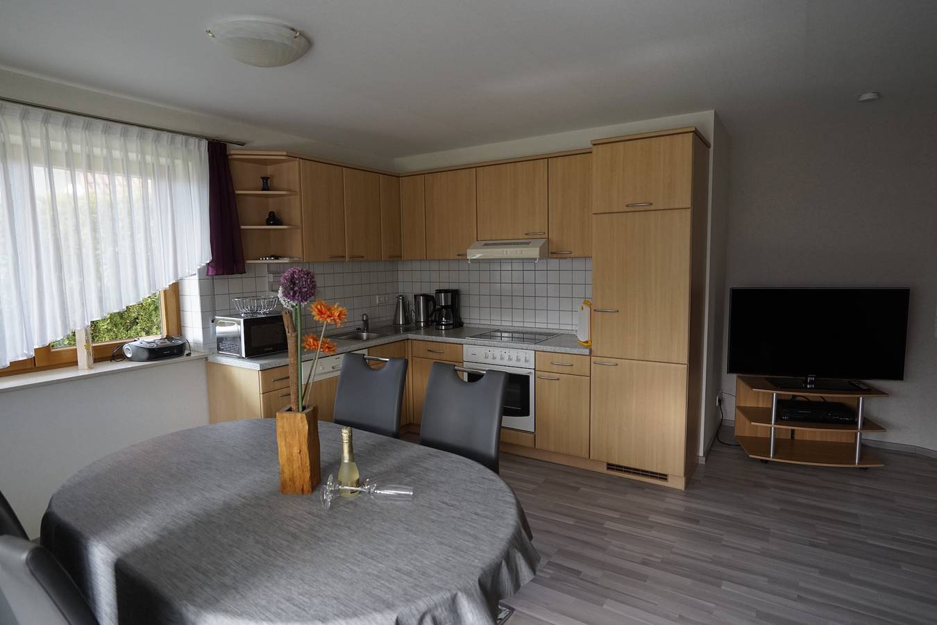 Ganze Wohnung, Ferienwohnung 'Bohnert' mit gemeinsamer Terrasse, Gemeinschaftsgarten und Wi-Fi in Fischerbach, Kinzigtal