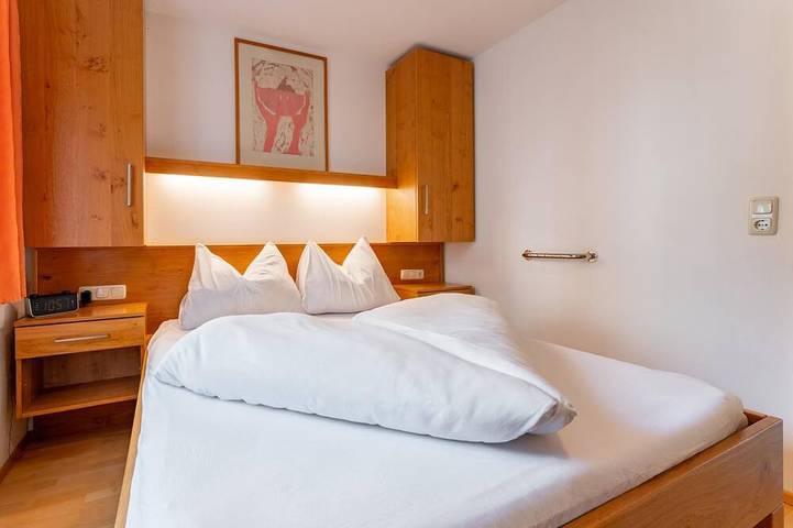 Ganze Wohnung, Geräumige Wohnung mit Wintergarten in Saalfelden, Saalfelden am Steinernen Meer