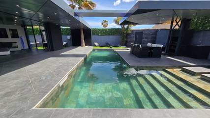 Cottage pour 7 personnes, avec piscine à Lignan-sur-Orb