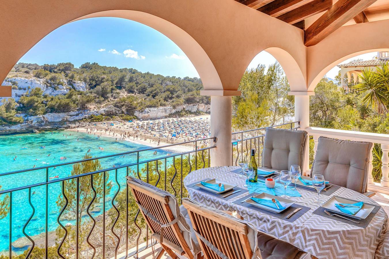 Fantastic Villa "Calima" with Sea View, Loggia, Air Conditioning and Wi-Fi in Cala Anguila, Manacor