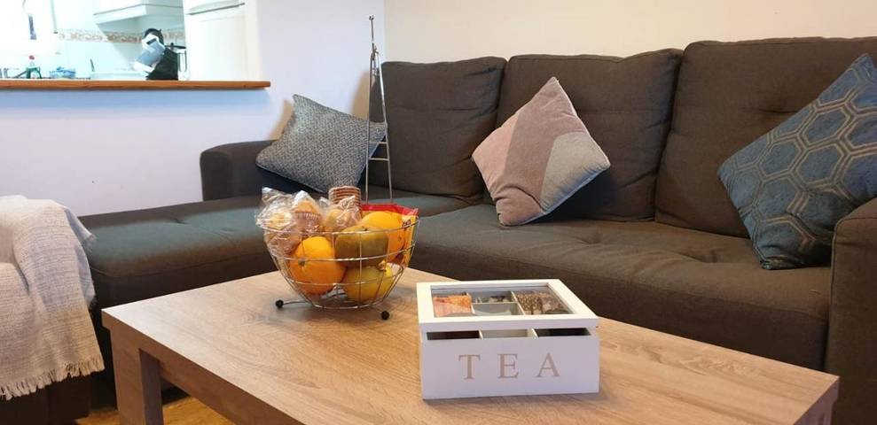 Casa de vacaciones para 11 personas, con vistas además de piscina y jardín - 1