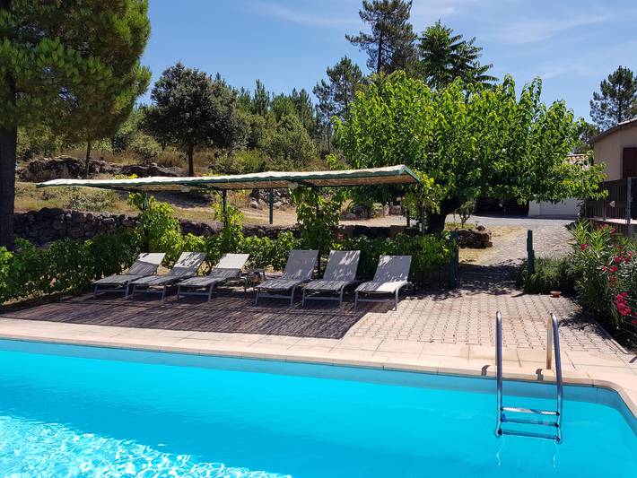 Gîte pour 6 personnes, avec piscine à Chambonas - 4