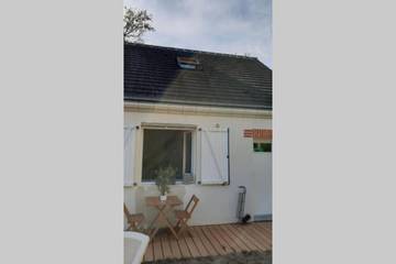 Gîte pour 2 personnes, avec terrasse et jardin à Lamotte-Beuvron