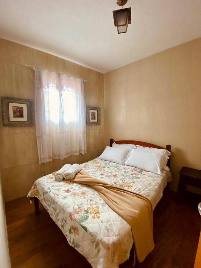 Casas e apartamentos de temporada para 6 pessoas, com vista e balcão em Guaramiranga