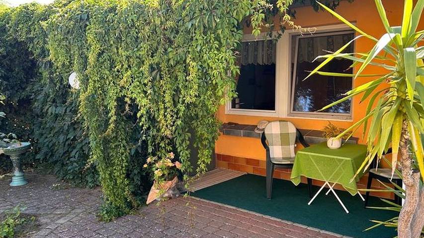 Bungalow für 2 Personen, mit Terrasse und Garten in Ribnitz-Damgarten