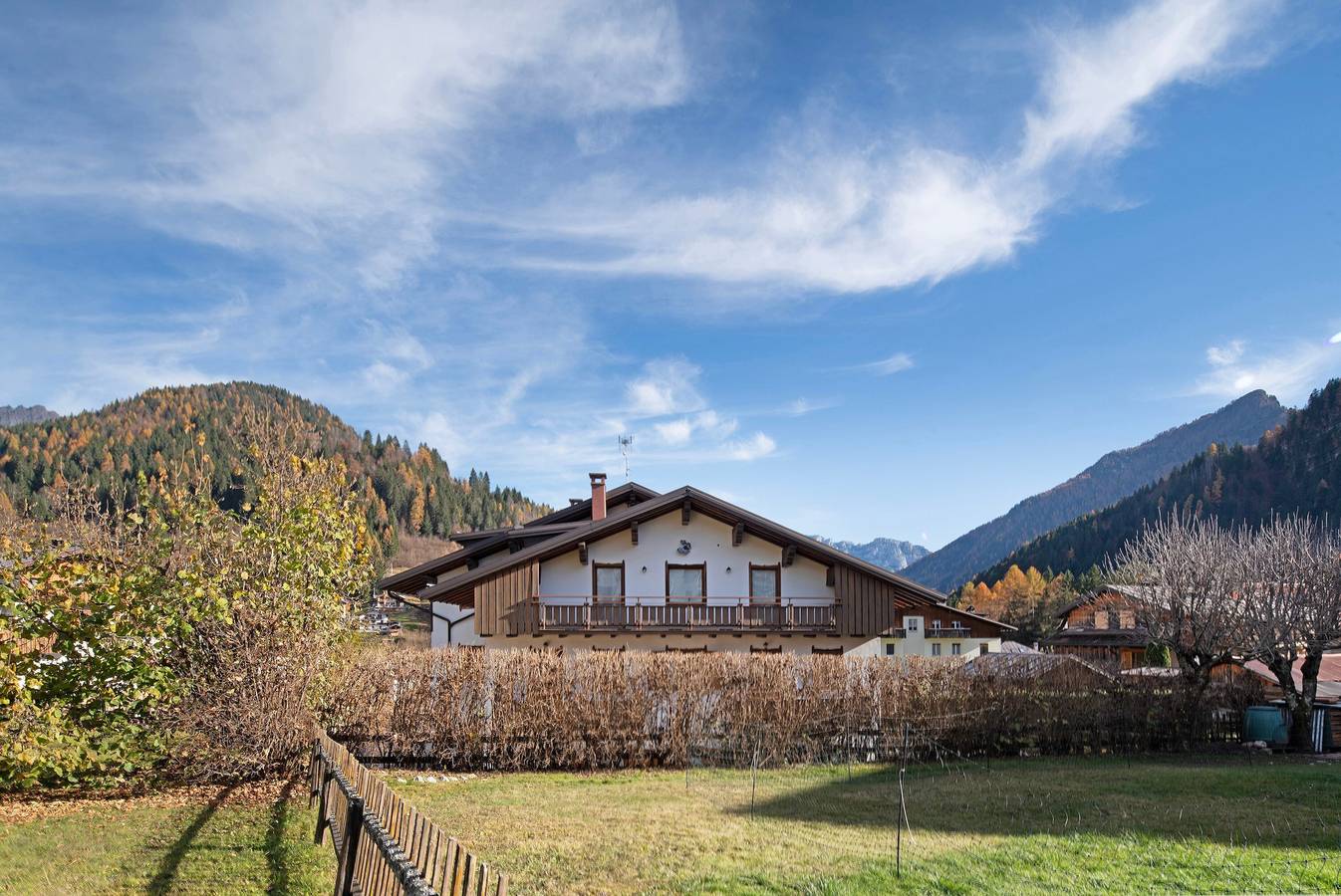Appartamento intero, Appartamento 'Residence Malibu Appartamento 8' con vista sulle montagne e Wi-Fi in Falcade, Dolomiti Superski