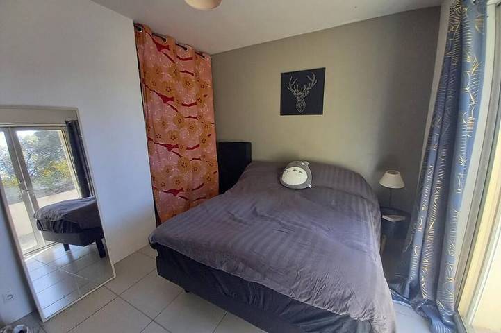 Location de vacances pour 8 personnes, avec terrasse et jardin à La Tour-d'Aigues - 2