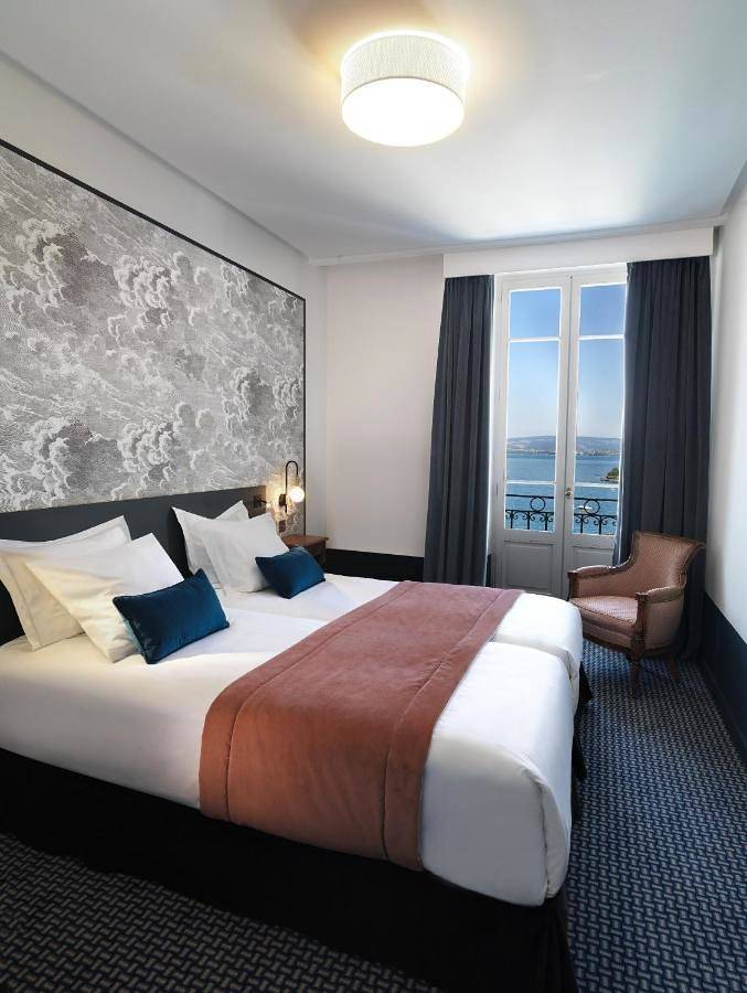 Hôtel pour 2 personnes, animaux acceptés à Menthon-Saint-Bernard - 3