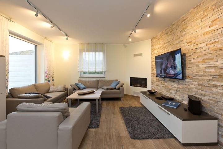 Ferienhaus für 6 Personen, mit Whirlpool und Terrasse sowie Garten und Sauna in Göhren-Lebbin - 2