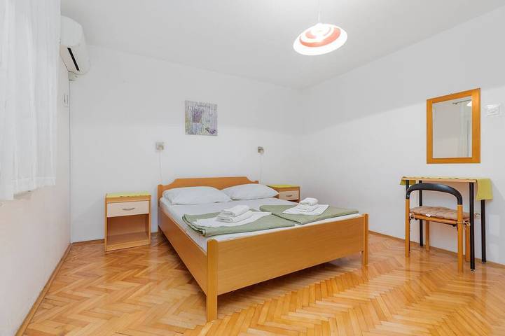 Apartamento entero, Apartamento para dos personas con balcón y vista al mar Podgora, Makarska in Podgora, Rivera de Makarska