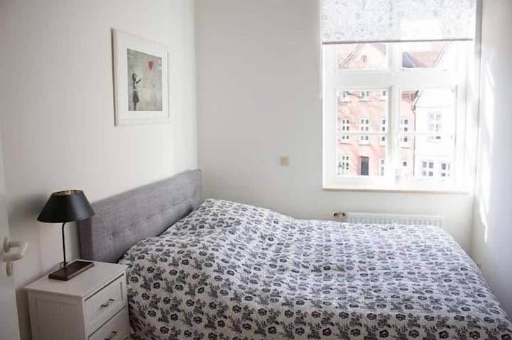 Entire apartment, Modern 3-room apartment in the city center with Wi-Fi in Lüneburg, Nordheide