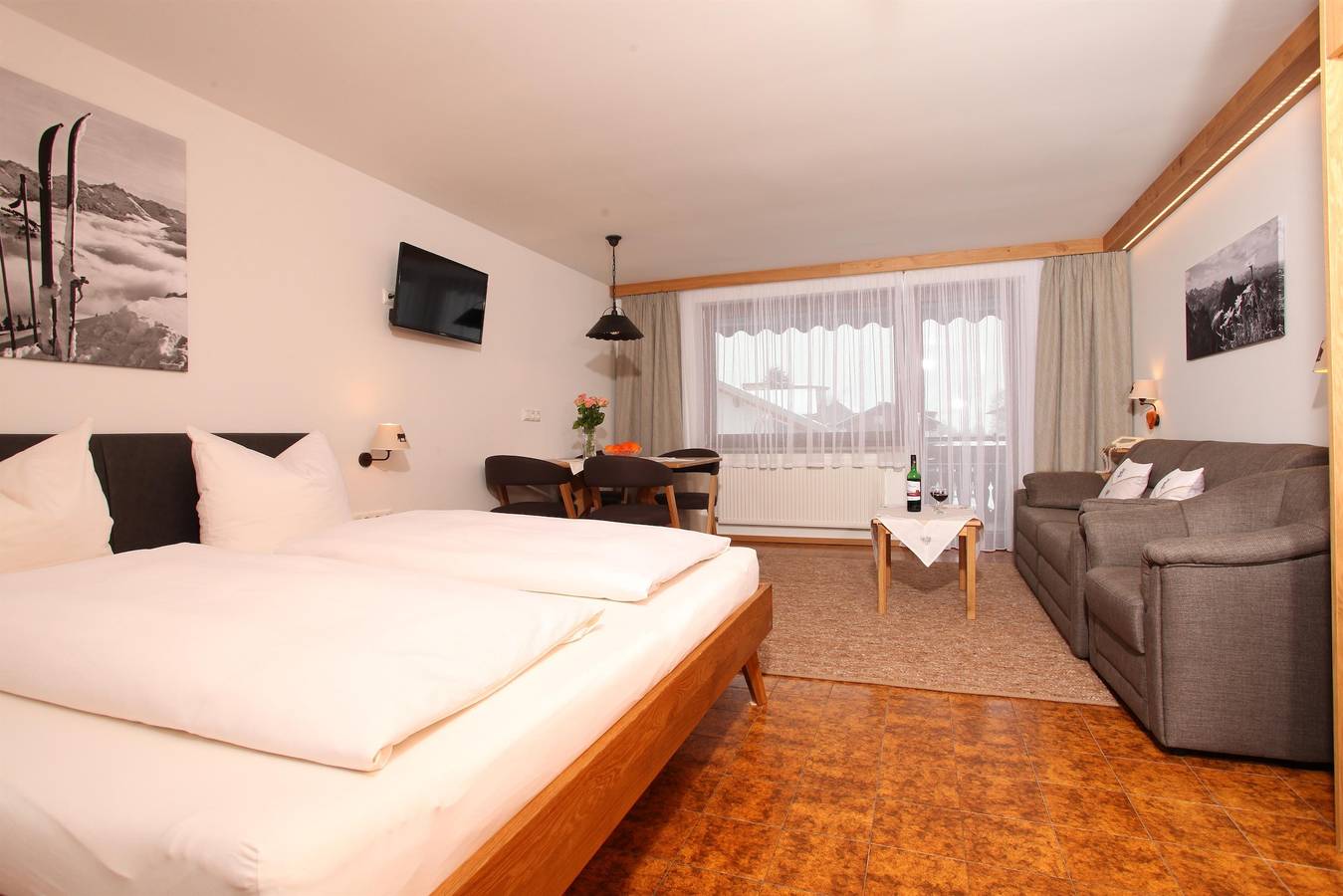 Ganze Ferienwohnung, Appartement   Dusche/Wc  "B1" in Riezlern, Mittelberg