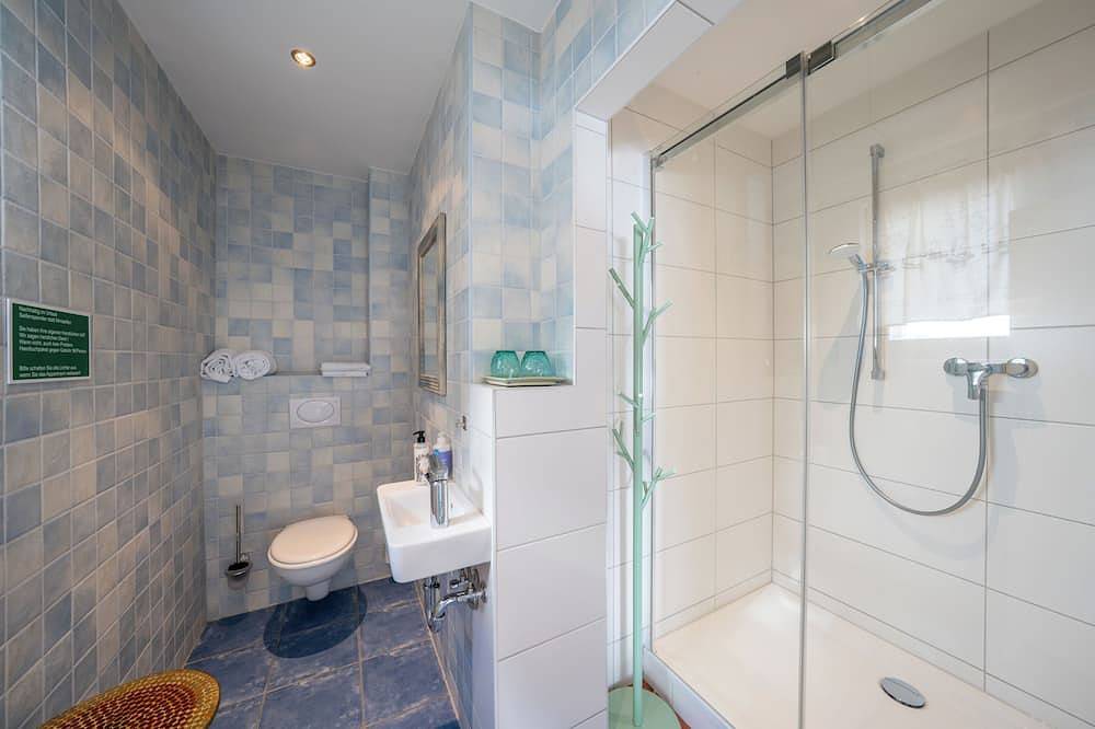 Ganze Wohnung, Seezeit. Studio Rosengarten – Terrasse & Weitblick, mehr als nur Urlaub in Bad Saarow, Dahme-Seengebiet