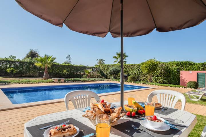 Villa Sunrise in Carvoeiro, Faro Distrikt