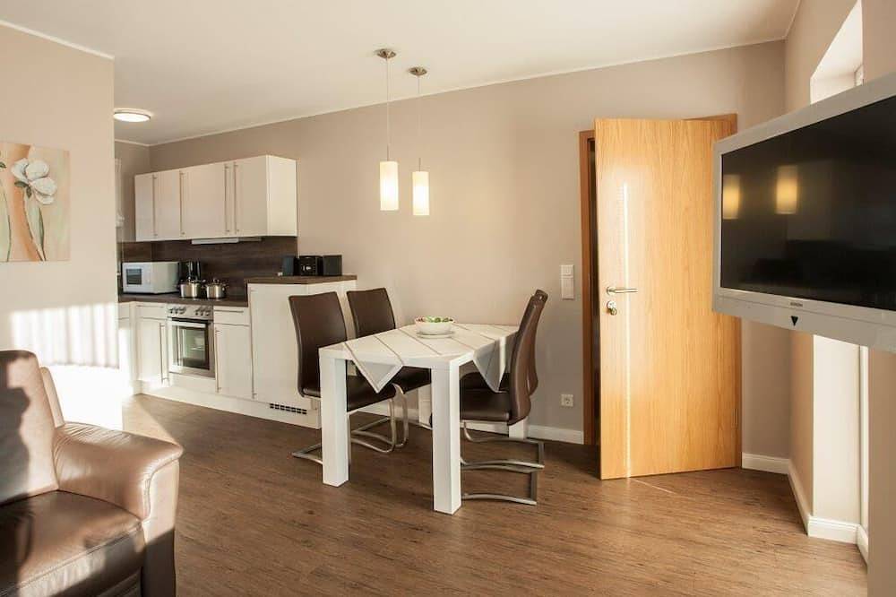 Geheel appartement, Modern appartement van 60 m² met balkon op het zuiden, gratis Wifi in Altastenberg, Hochsauerlandkreis